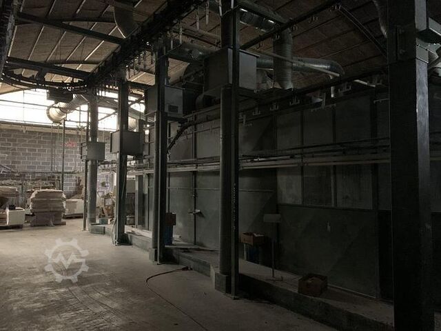 Linie de vopsire pe bază de apă pentru paturi de copii sau produse similare, de 865 metri liniari, r Conveyor, Sames e altri 