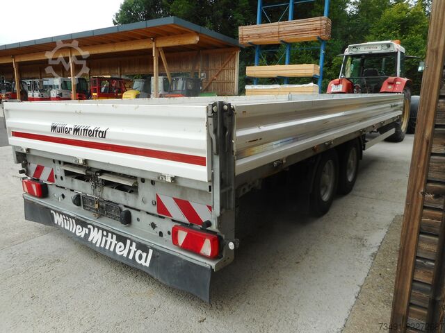 Remolque de plataforma baja Müller-Mitteltal Tandemtieflader mit Rampen