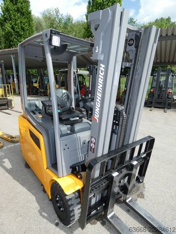 Elektro 3 Rad-Stapler Jungheinrich EFG 216