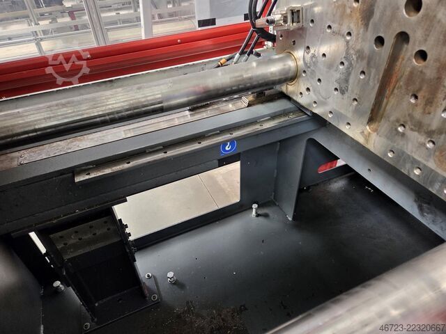 Máquina de moldeo por inyección FERROMATIK MILACRON Elektra 180-2F