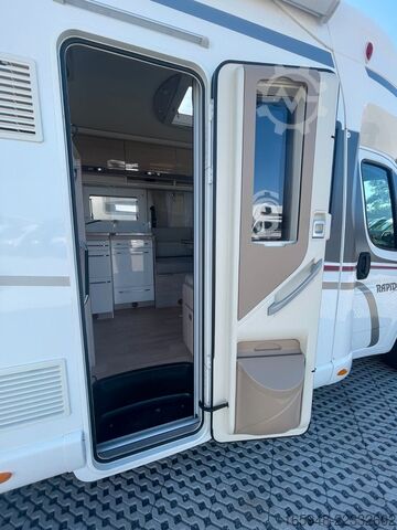 Half-integraal camper RAPIDO F 666 | *Face2Face, Automatik, Einzelbetten*