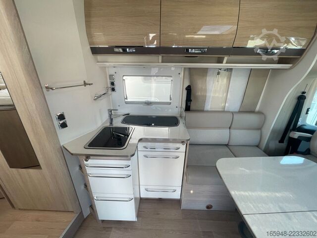 Half-integraal camper RAPIDO F 666 | *Face2Face, Automatik, Einzelbetten*