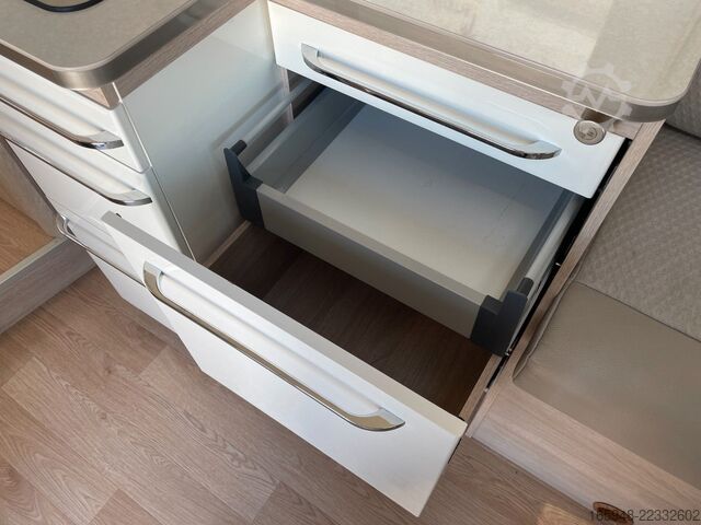 Half-integraal camper RAPIDO F 666 | *Face2Face, Automatik, Einzelbetten*