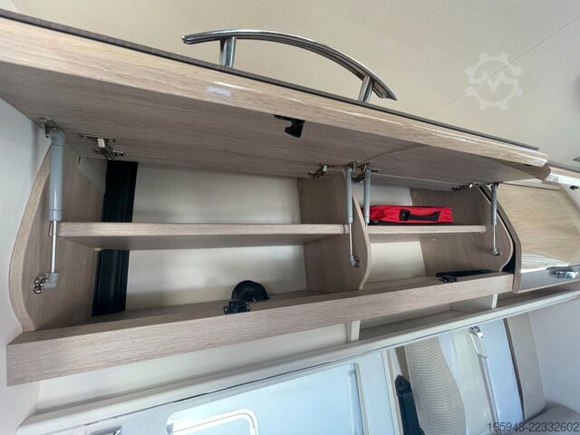 Half-integraal camper RAPIDO F 666 | *Face2Face, Automatik, Einzelbetten*