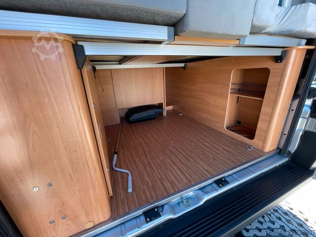 Camper van PÖSSL Roadcruiser | Automatik, Einzelbetten, *1.Hand*