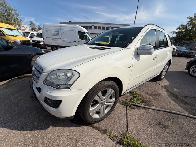 Pick-up MERCEDES-BENZ ML 350d BlueTec 4Matic Luftfederung AHK