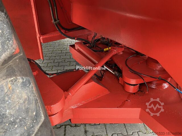Containerstapelaar Svetruck TMF 12/9 / SERVICED / WORKS GREAT!