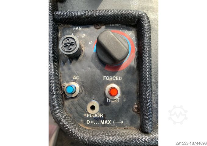 Containerstapelaar Svetruck TMF 12/9 / SERVICED / WORKS GREAT!