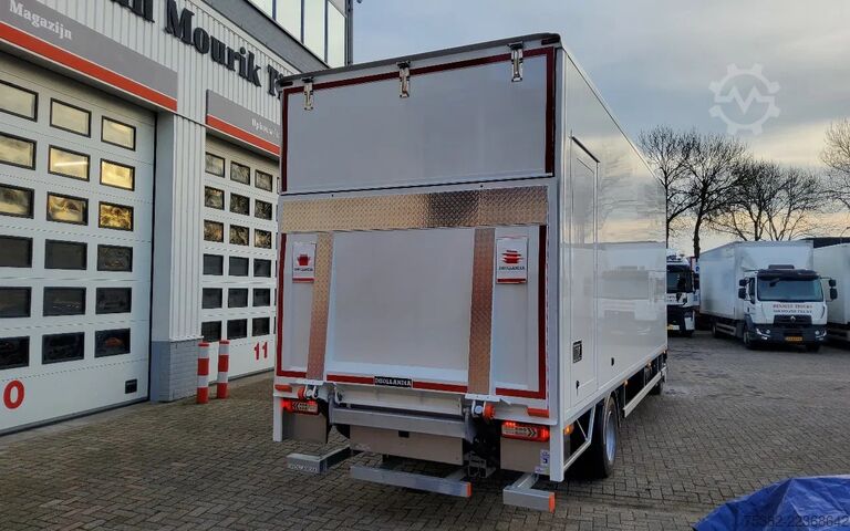 Koffer Renault D 18-BZT-7 - 280 P 4x2 12 TON - OPBOUW LENGTE I...