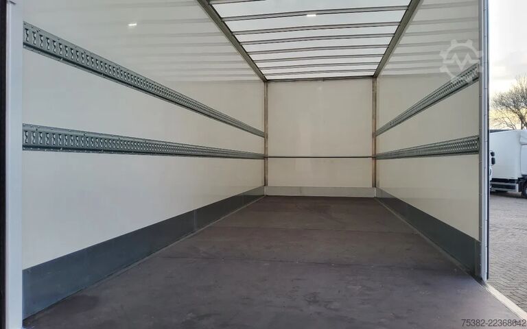 Koffer Renault D 18-BZT-7 - 280 P 4x2 12 TON - OPBOUW LENGTE I...