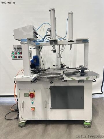 Máquina de desprezo STÄHLI FLM 750