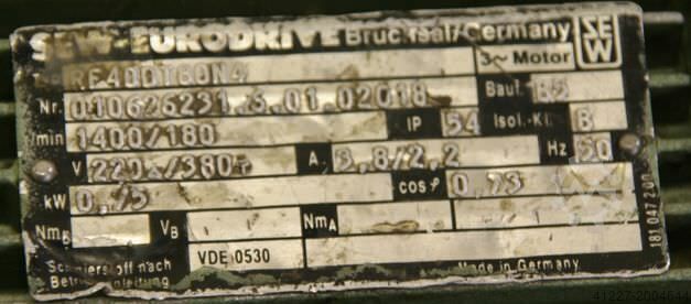 Getriebemotor 0,75 kW 180U/min SEW-EURODRIVE RF40DT80N4