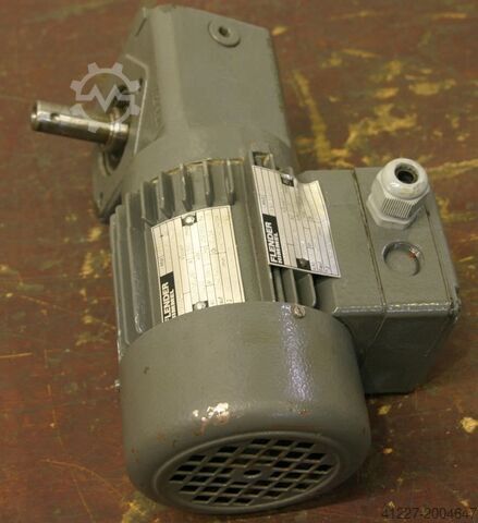 Motor sa zupčastim prenosom, snaga 0,12 kW, 46 obrtaja u minuti Flender Himmel** SC01-G56M4
