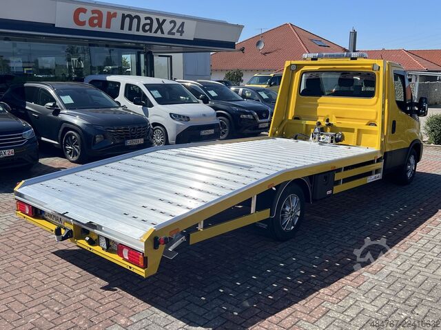Odtahové vozidlo IVECO Daily 35S18 HA8 V Navi*LED* Automatik BJ 26-Sofo