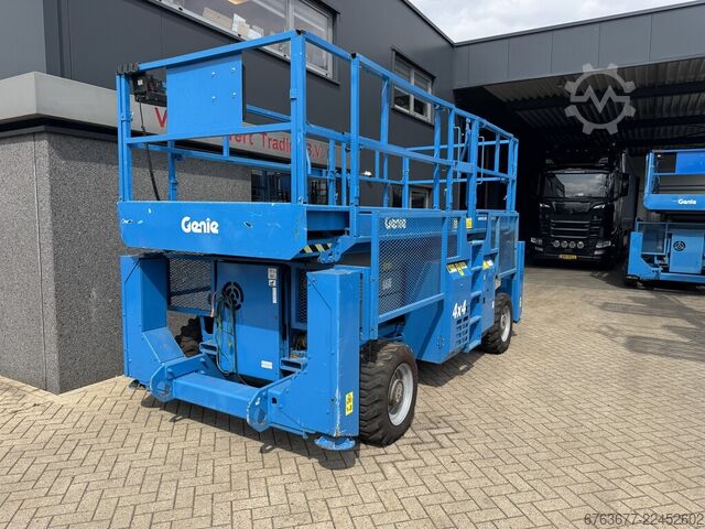 Genie GS 3384 RT sakselift / arbejdsplatform / 12 m arbejdshøjde / 4x4 / Deutz motor GENIE GS 3384 RT Schaarhoogwerker / Scissor Lift / Arbeitsbuhne 12mtr werkhoogte 4x4 Deutz DIESEL