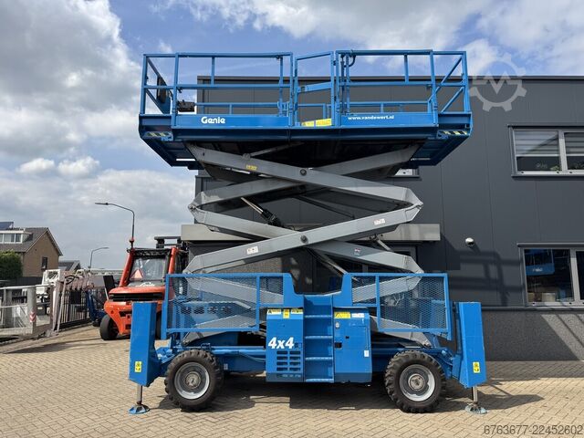 Genie GS 3384 RT sakselift / arbejdsplatform / 12 m arbejdshøjde / 4x4 / Deutz motor GENIE GS 3384 RT Schaarhoogwerker / Scissor Lift / Arbeitsbuhne 12mtr werkhoogte 4x4 Deutz DIESEL