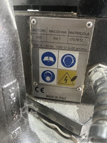 Gebruikte vloerpolijstmachine Macrotec RA7 MACROTEC RA7