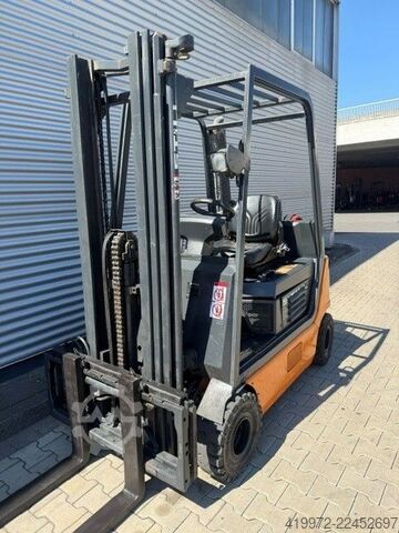 LPG targoncák Still R70-16T