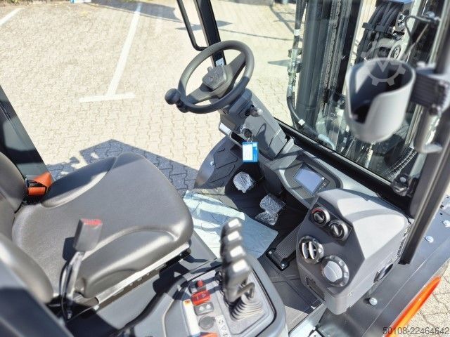 Empilhadeira diesel Bobcat D35C-9