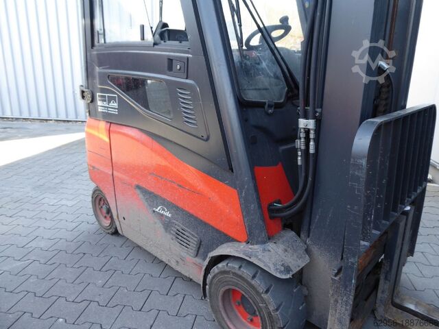 Ηλεκτρικό περονοφόρο 3 τροχούς Linde E18PH-02