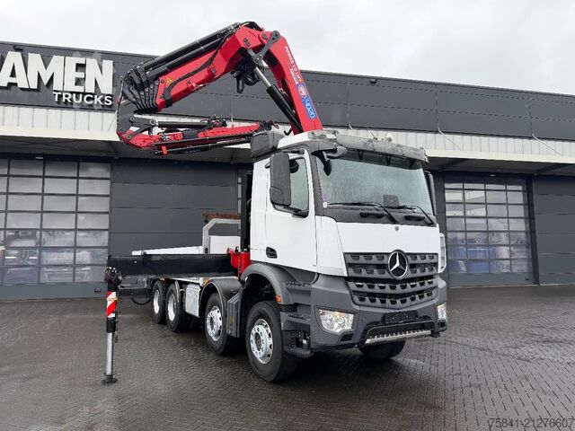 Φορτηγό γερανού Mercedes-Benz AROCS 4142 8x4 HMF 4020 K6 + JIB FJ 600-K4
