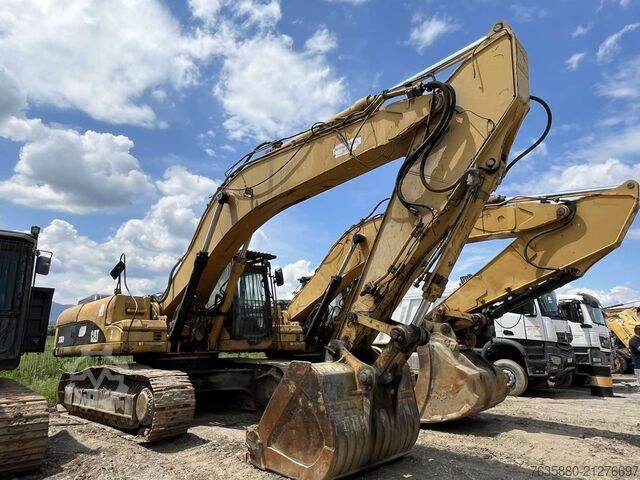 Paletli ekskavatör Caterpillar 330 DLN
