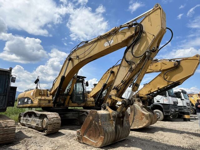 Paletli ekskavatör Caterpillar 330 DLN