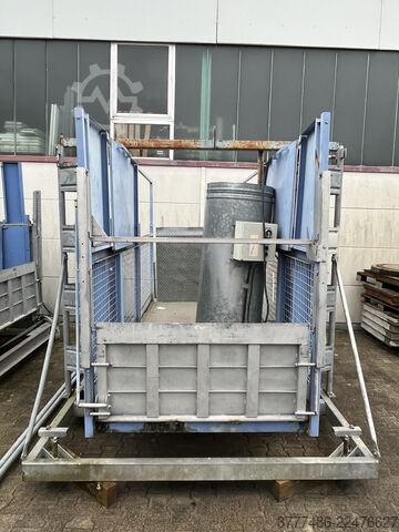 Kremayerli asansör (dişli asansör) için kişi ve yük taşımacılığı GEDA 1200 ZP Bauaufzug 3,25 x 1,40 m