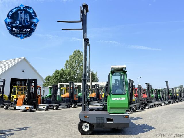 Vierwegvorkheftruck Combilift C5000SL GAS TRIPLEX 5500 FREE-LIFT
