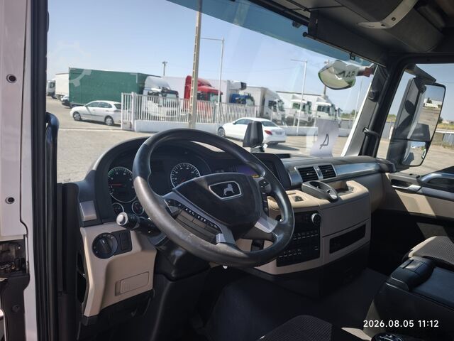 Flatbed truck with tarp MAN 26.360 TGS 6X2 EURO 6