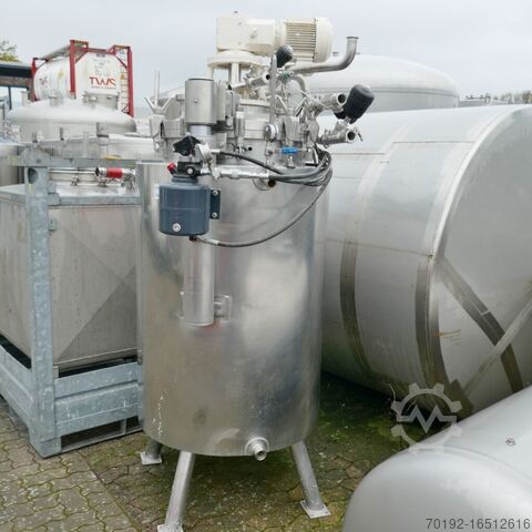 550 liter verwarmbaar/koelbaar drukvat gemaakt van V4A met balkroerwerk  