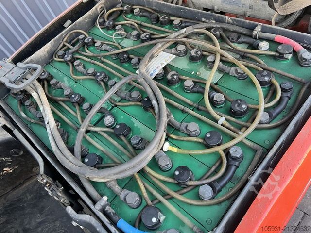 Elektrisk 4 -hjulig gaffeltruck Linde E16P-01