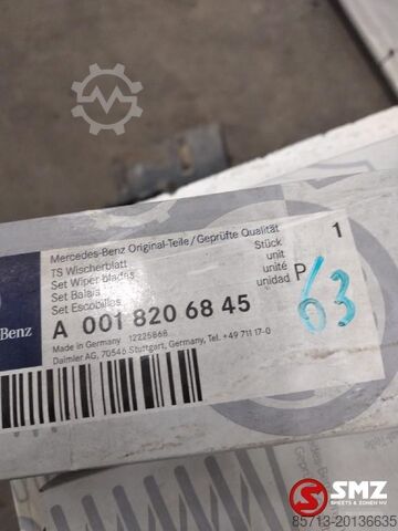 Stěrač Mercedes Set ruitenwissers mercedes axor atego a0018206845