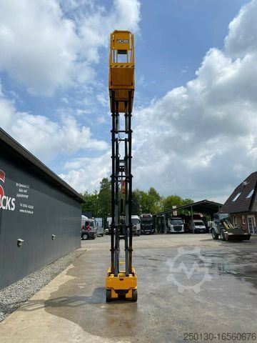 Work platform JCB Elektrische Scherenbühne S 1930 E