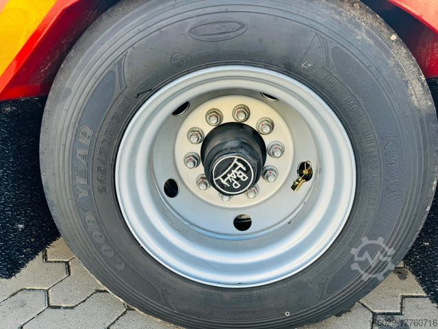 Dieplader oplegger KÄSSBOHRER SLAR3 Tele Tiefbett Radmulden metallisiert