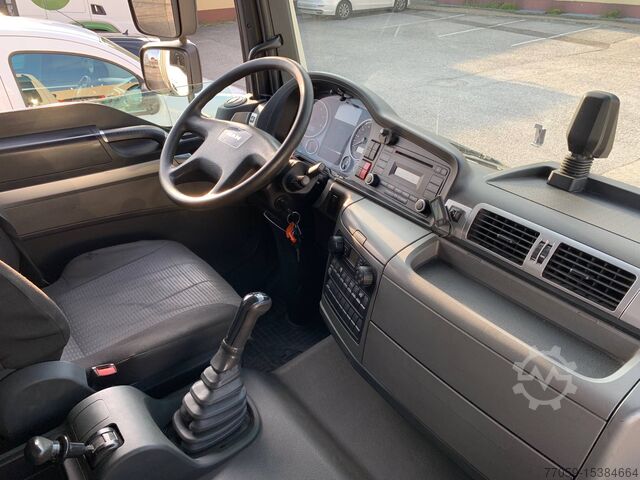 Teherautó platóval és ponyvával MAN TGM 15.250 4x2 BL+LBW *2.Pieces in stock