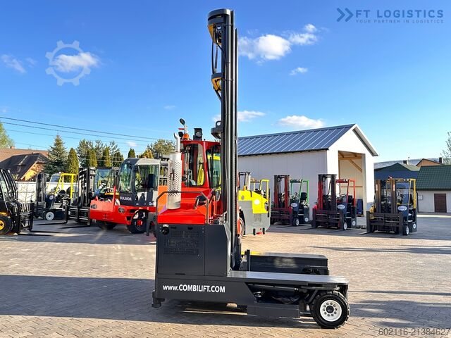 Cărucior cu stivuitor cu 4 căi Combilift C4000 / TRIPLEX / 9300MM / GAS / TOP1