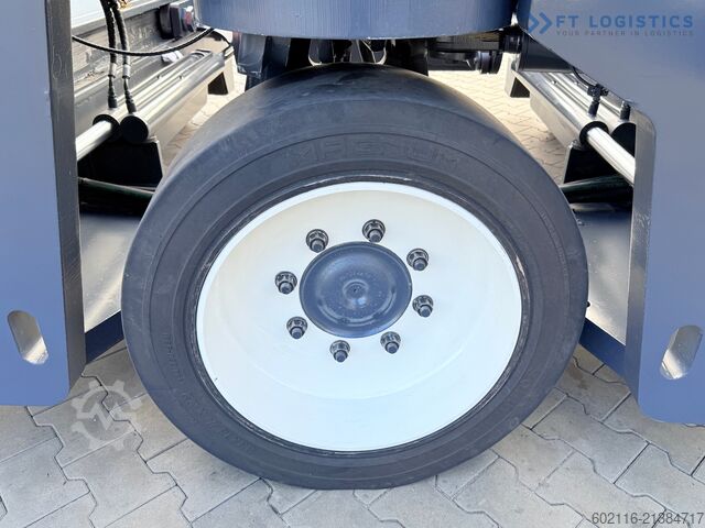 4-vejs gaffeltruck Combilift C8000 GAS TRIPLEX 8300 WIDE POSITIONER