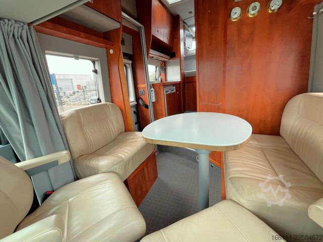 Autocaravana LA STRADA Nova L - Automatik - Festbett -  -