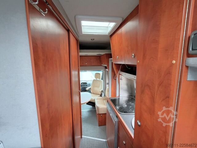 Autocaravana LA STRADA Nova L - Automatik - Festbett -  -