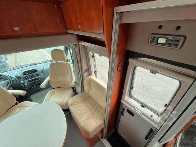 Autocaravana LA STRADA Nova L - Automatik - Festbett -  -