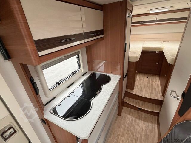 Autocaravana semi-integrada LMC T 662 G - Einzelbetten - Automatik - 2x Klima -