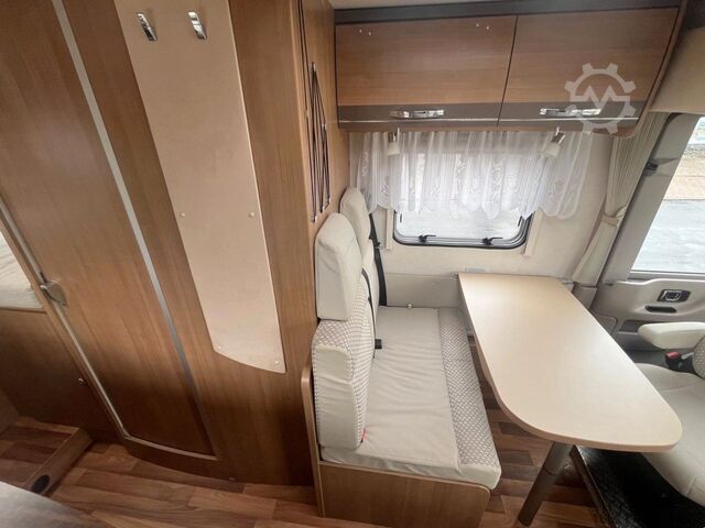 Autocaravana integral HYMER/ERIBA Exsis I 562 - Einzelbetten -  - Solar
