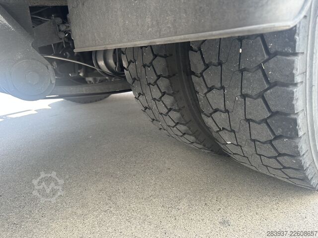 Skříňová dodávka IVECO 75E18