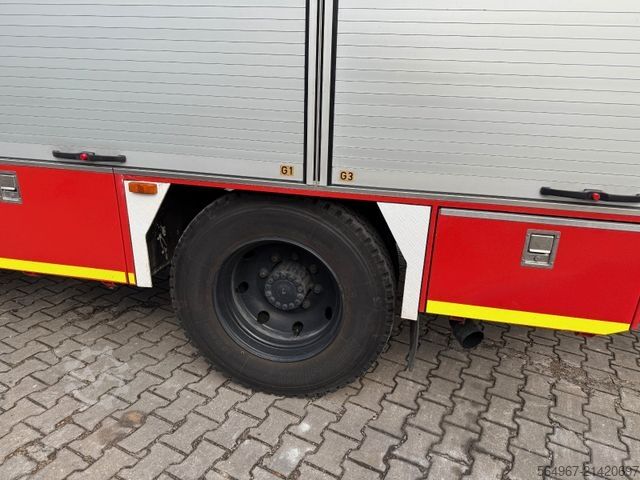 Φορτηγό κουτί (κουρμπαριστό) MAN 12.222 Feuerwehr-LKW LF16 4x4 Allrad Expedition