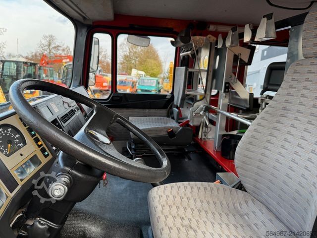 Φορτηγό κουτί (κουρμπαριστό) MAN 12.222 Feuerwehr-LKW LF16 4x4 Allrad Expedition