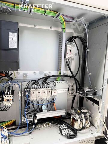 Centrum obróbcze CNC Mazak Variaxis C600 Mazak VARIAXIS C-600