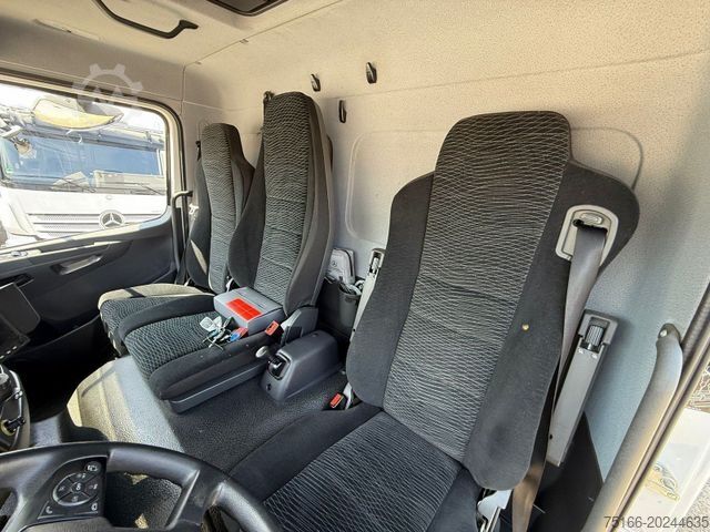 Camion caisson MERCEDES-BENZ ATEGO 1224 / 1227 L Koffer 7,30 m LBW BÄR 1,5 T