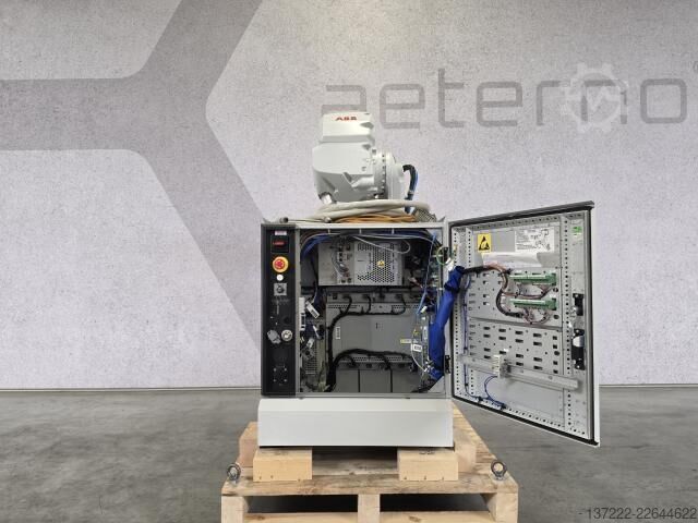 Repasovaný robot s 1letou zárukou ABB IRB 4600-60/2.05