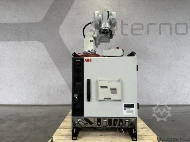 Repasovaný robot s 1letou zárukou ABB IRB 6700-200/2.6